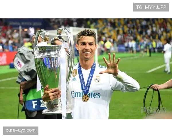 罗贝托欧冠赛场闪耀关键表现，助力球队挺进下一轮