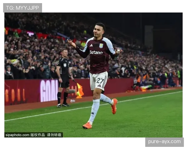 罗杰斯执教理念为现代足球注入新动力，引领战术革新潮流