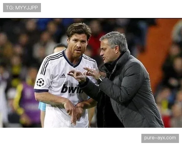 穆里尼奥再战孔蒂:战术博弈引爆球迷热议 穆里尼奥再战孔蒂:战术博弈引爆球迷热议