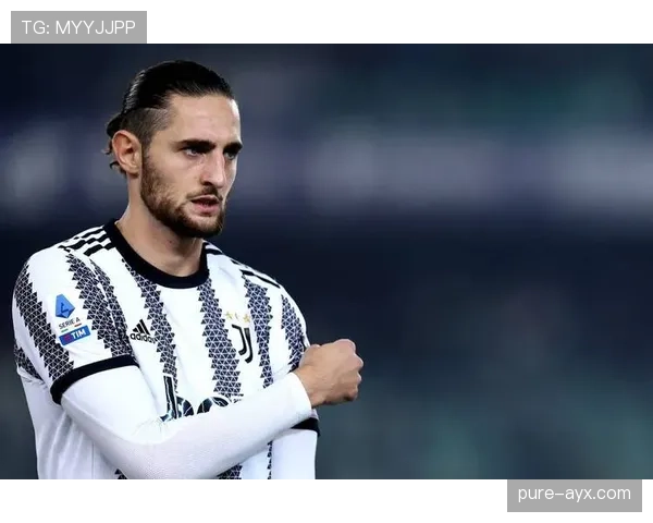 青训营新星闪耀:新一代球星状态回暖,引领足坛新潮流 青训营新星闪耀:新一代球星状态回暖,引领足坛新潮流