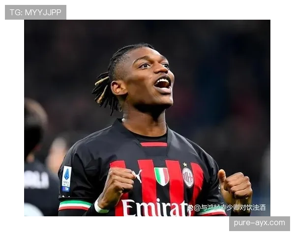 无球跑动与懒散争议:莱奥的战术两面性 无球跑动与懒散争议:莱奥的战术两面性